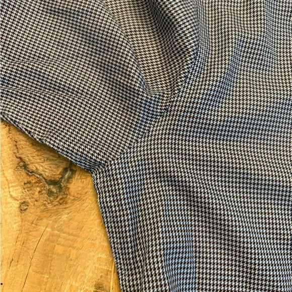 EGARA Non-Iron Blue & Black micro check Long-sleeved Button-down Shirt XLT - Picture 4 of 4